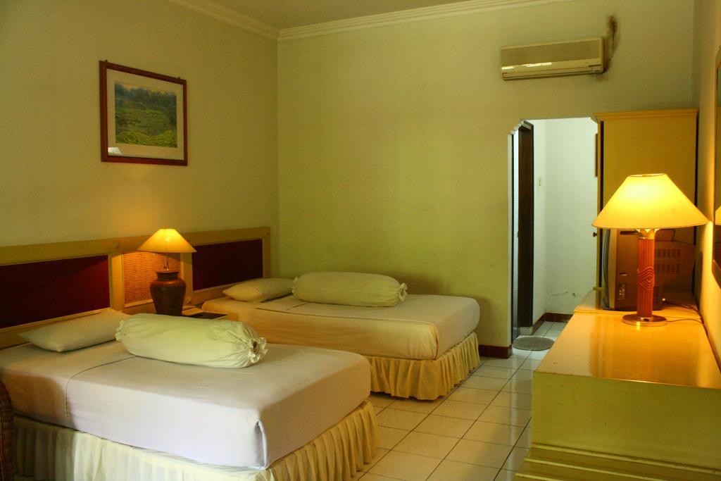 Hotel Ratih Mataram Eksteriør bilde